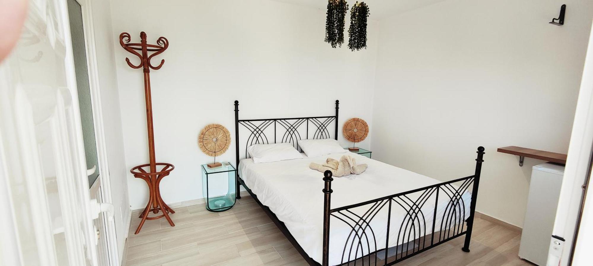 Villa Tato: Horizon Haven With Panoramic Sea Views In Himare. Exteriör bild